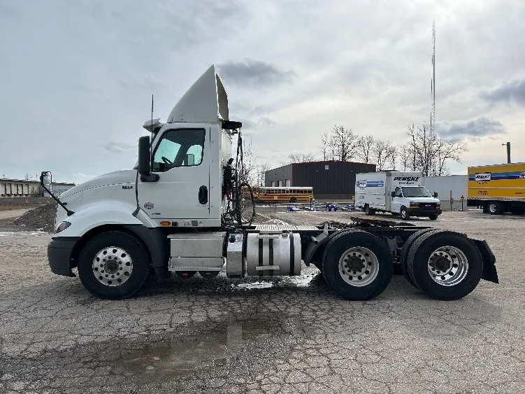 2020 International RH - image 4