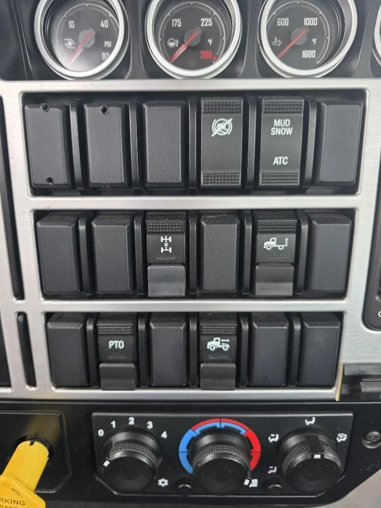 2019 Mack Anthem in Canton, OH — photo 5
