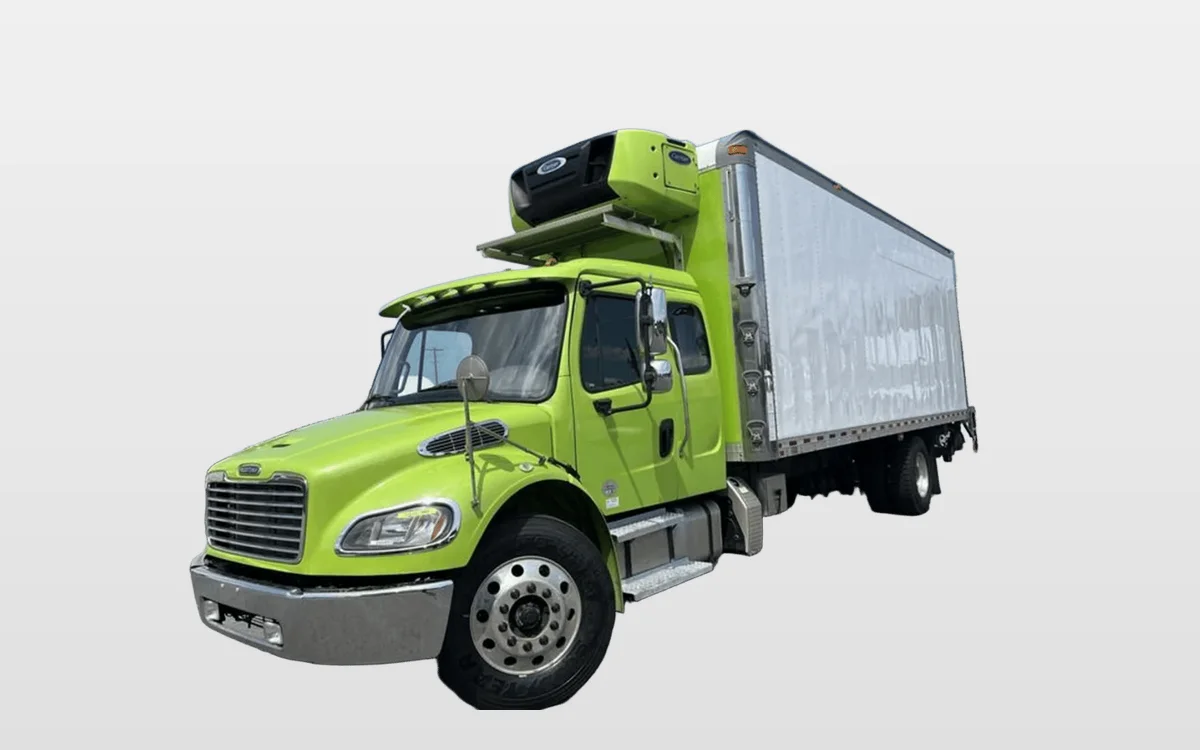 2020 Freightliner M2 106 - image 1