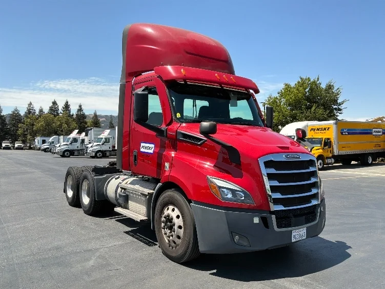 2021 Freightliner Cascadia