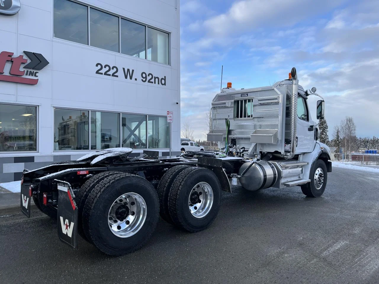 2026 Western Star 47X in Fairbanks, AK — photo 3