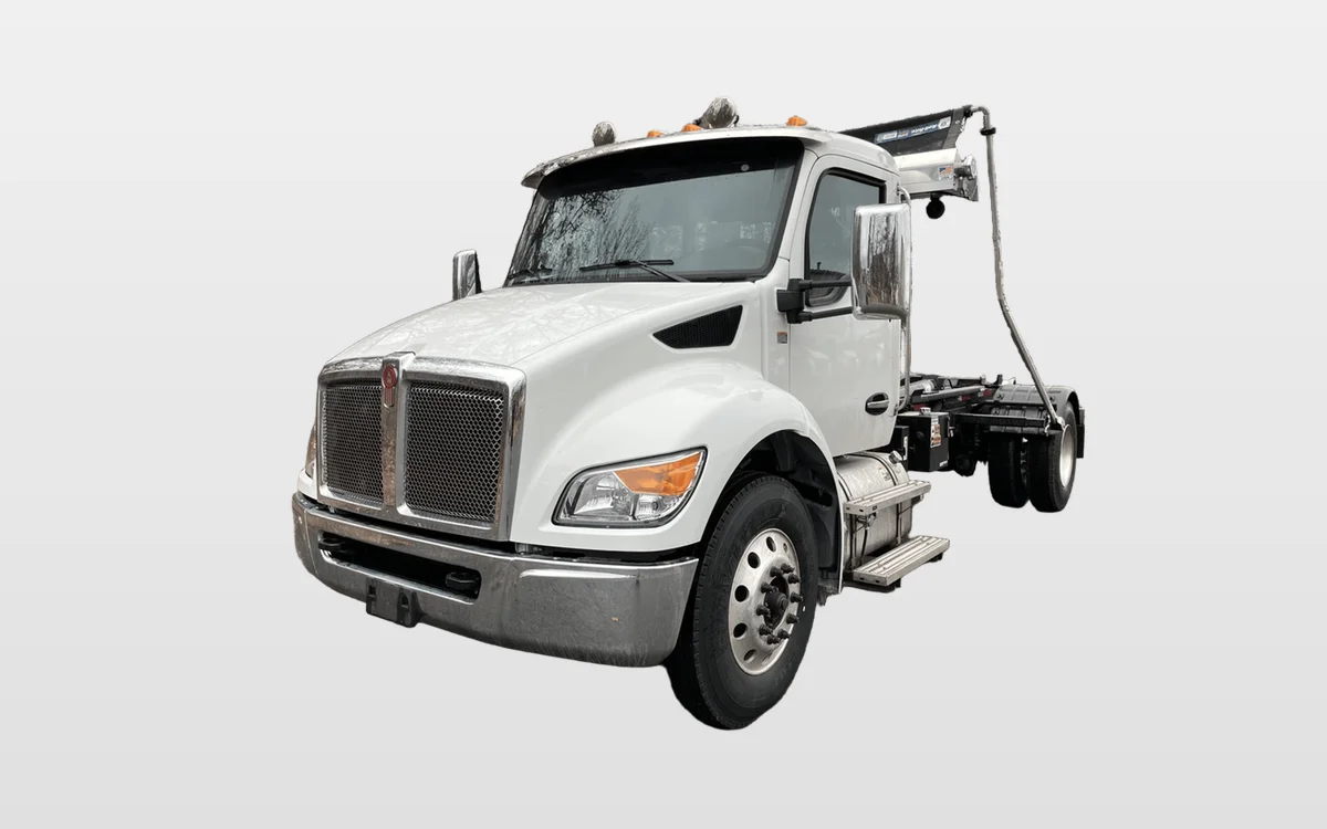 2025 Kenworth - image 1