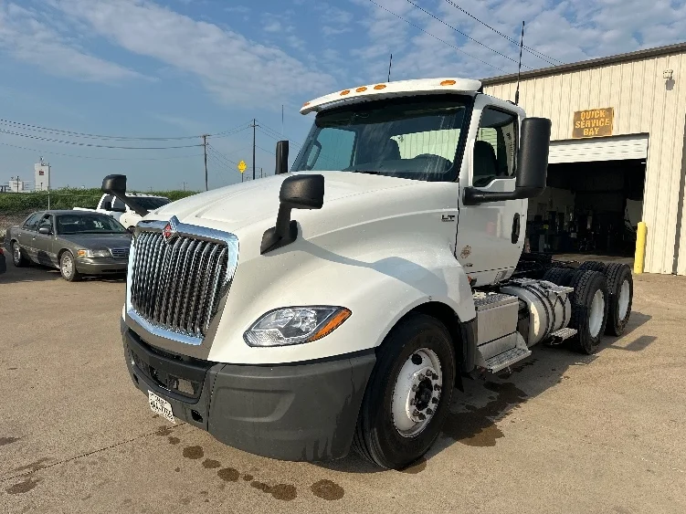 2019 International LT in Waxahachie, TX