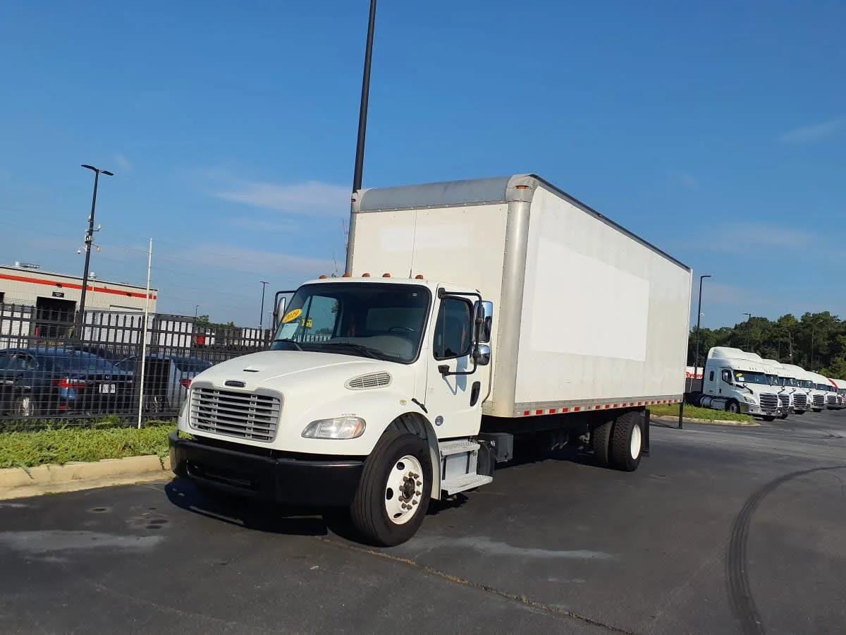 2019 Freightliner M2 106 in Atlanta, GA — photo 3