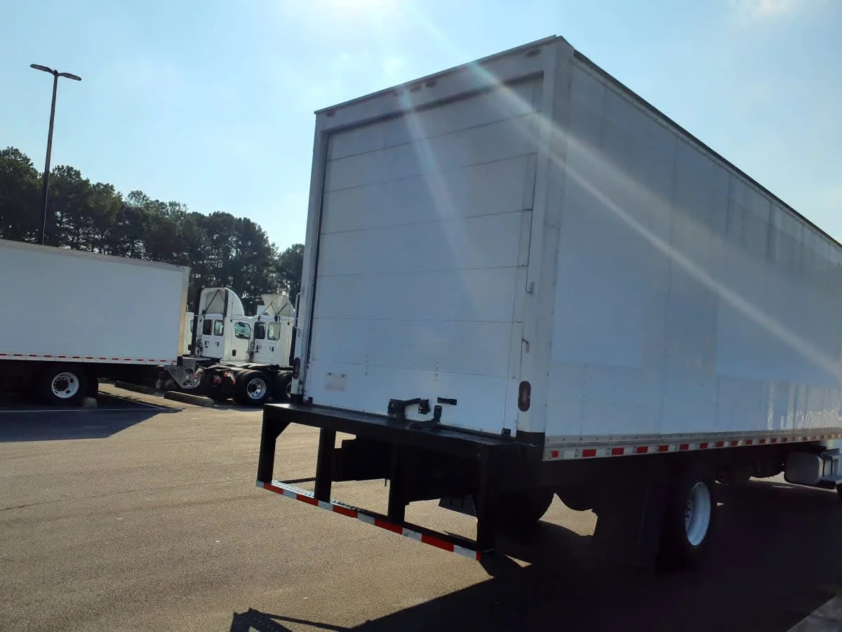 2019 Freightliner M2 106 in Atlanta, GA — photo 6