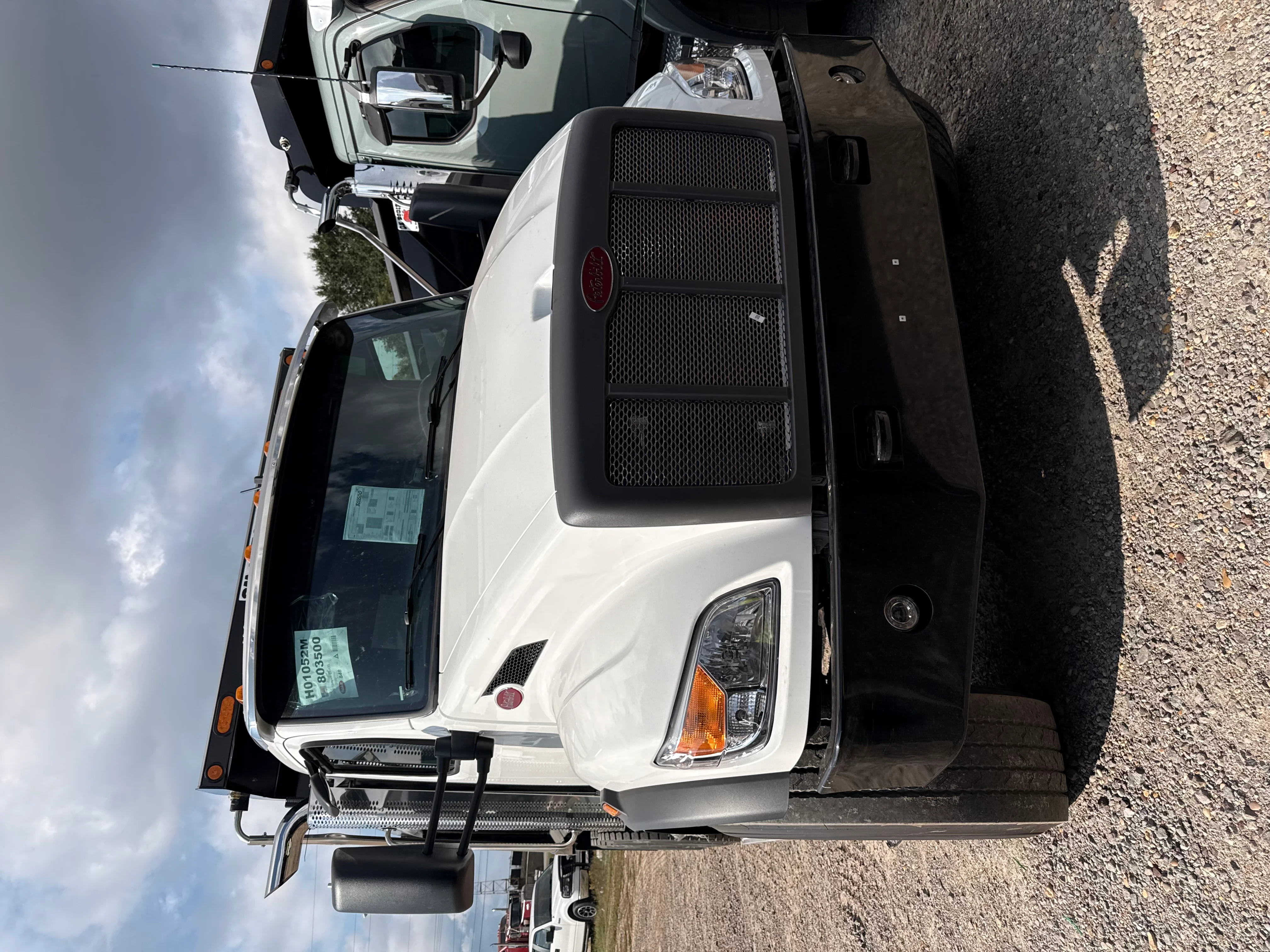 2026 Peterbilt 548 in Joplin, MO — photo 2