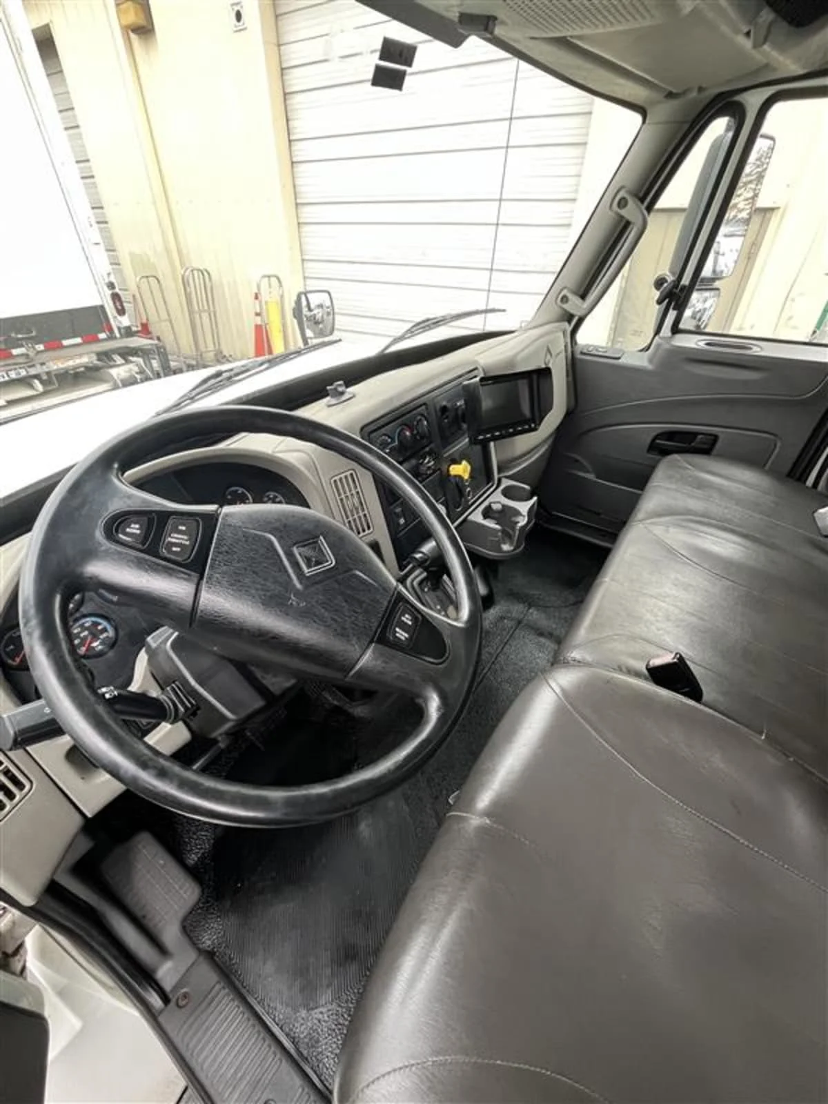 2019 International 4300 in Ashland, VA — photo 7