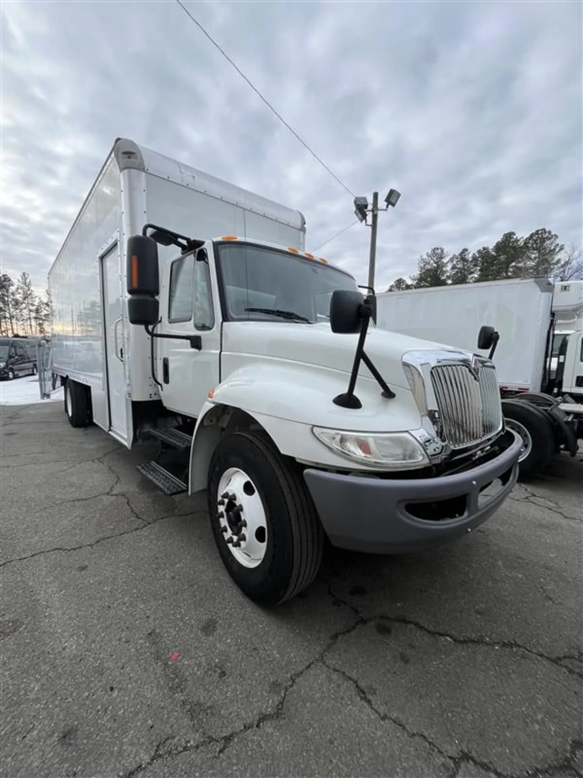 2019 International 4300 in Ashland, VA — photo 3