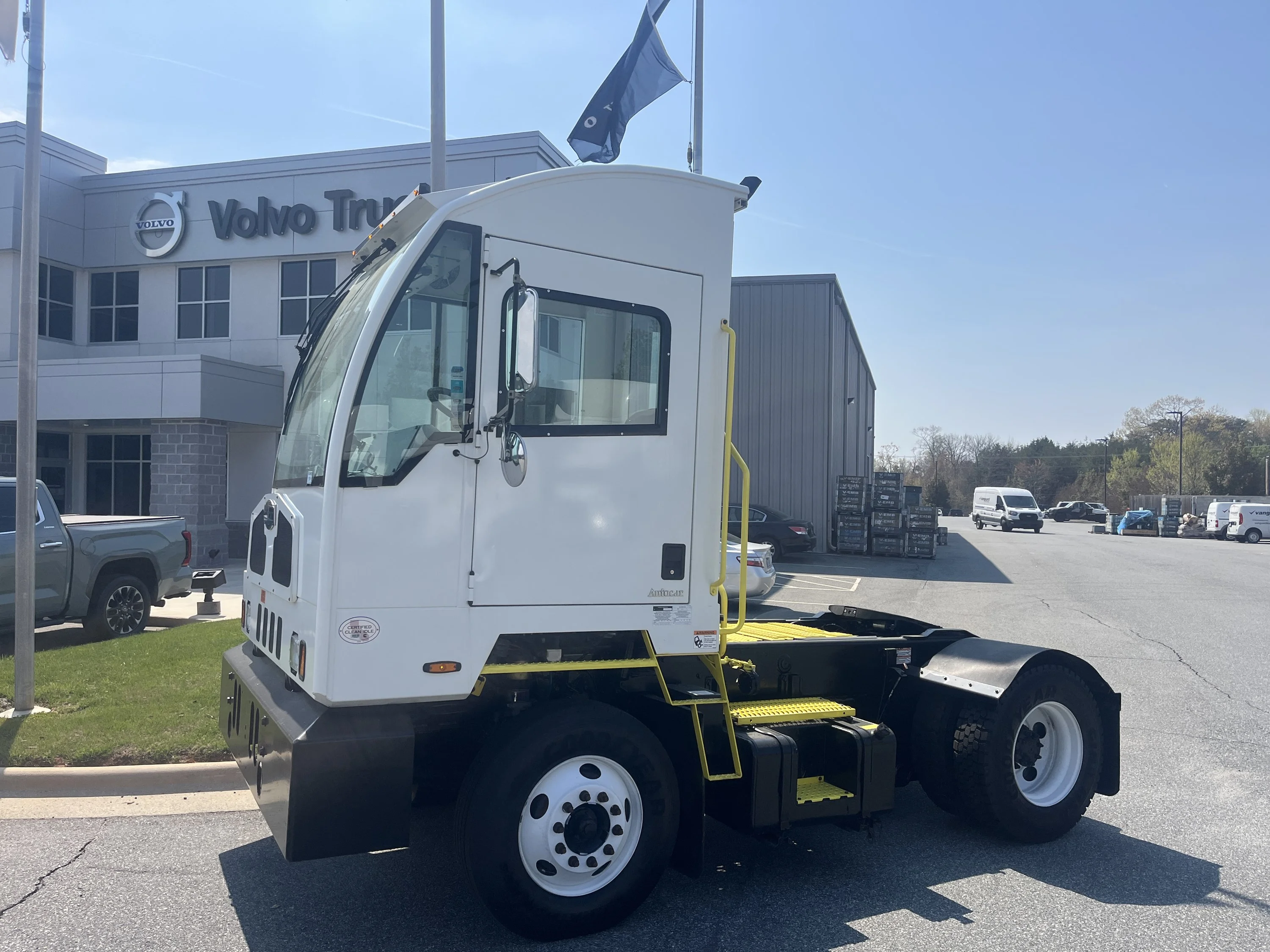 2022 Autocar in Greensboro, NC — photo 2