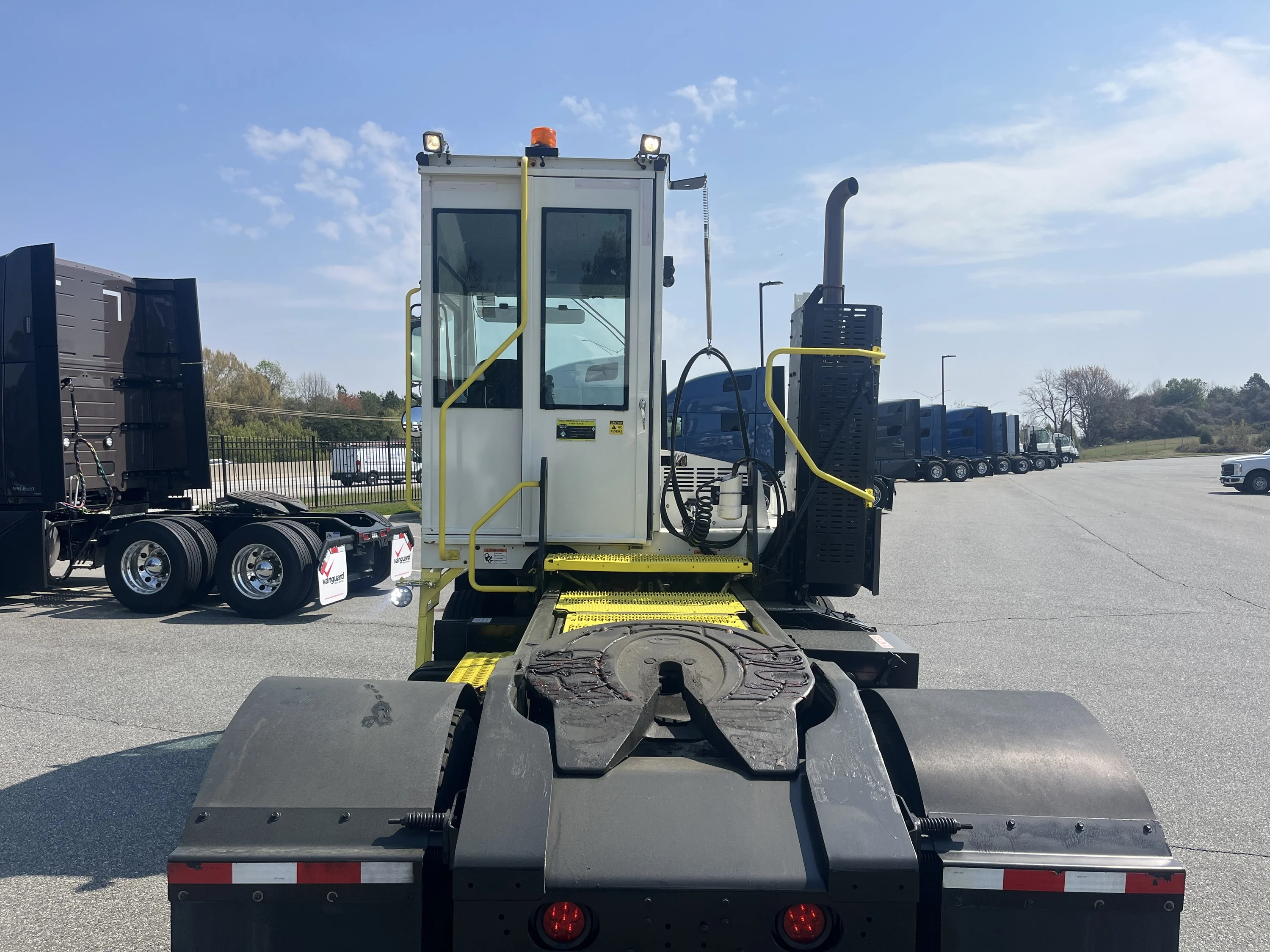 2022 Autocar in Greensboro, NC — photo 4