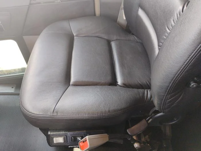 2019 Kenworth T800 - image 23