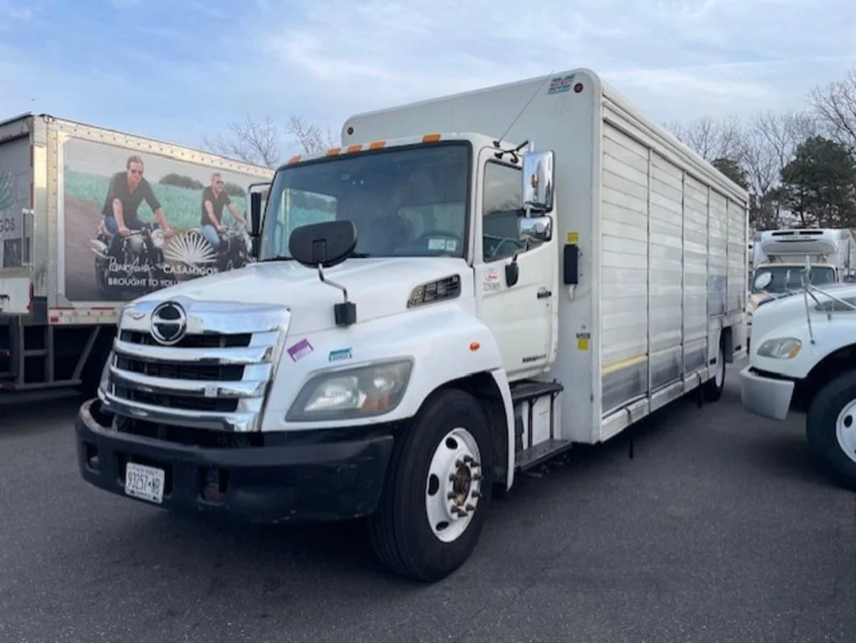 2015 Hino 338 in Farmingdale, NY