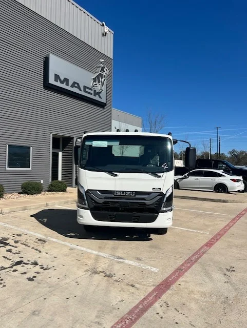2026 Isuzu NRR