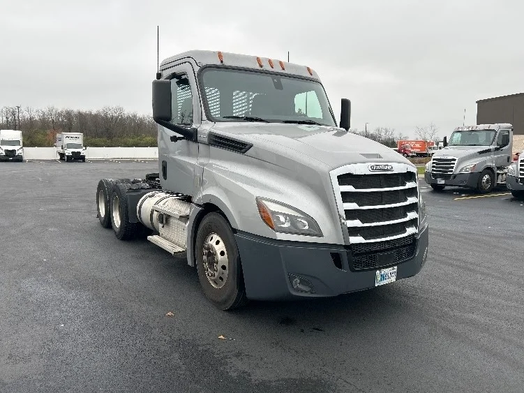 2020 Freightliner Cascadia in Piqua, OH