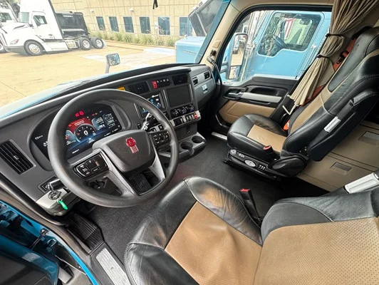 2024 Kenworth T680 in Dallas, TX — photo 23