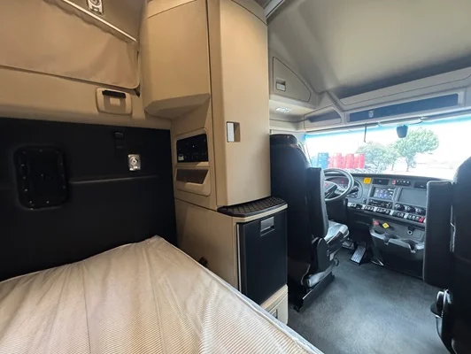 2024 Kenworth T680 in Dallas, TX — photo 29