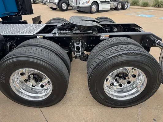 2024 Kenworth T680 in Dallas, TX — photo 16