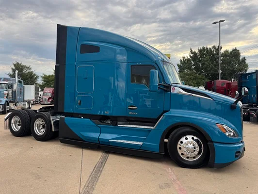 2024 Kenworth T680 in Dallas, TX