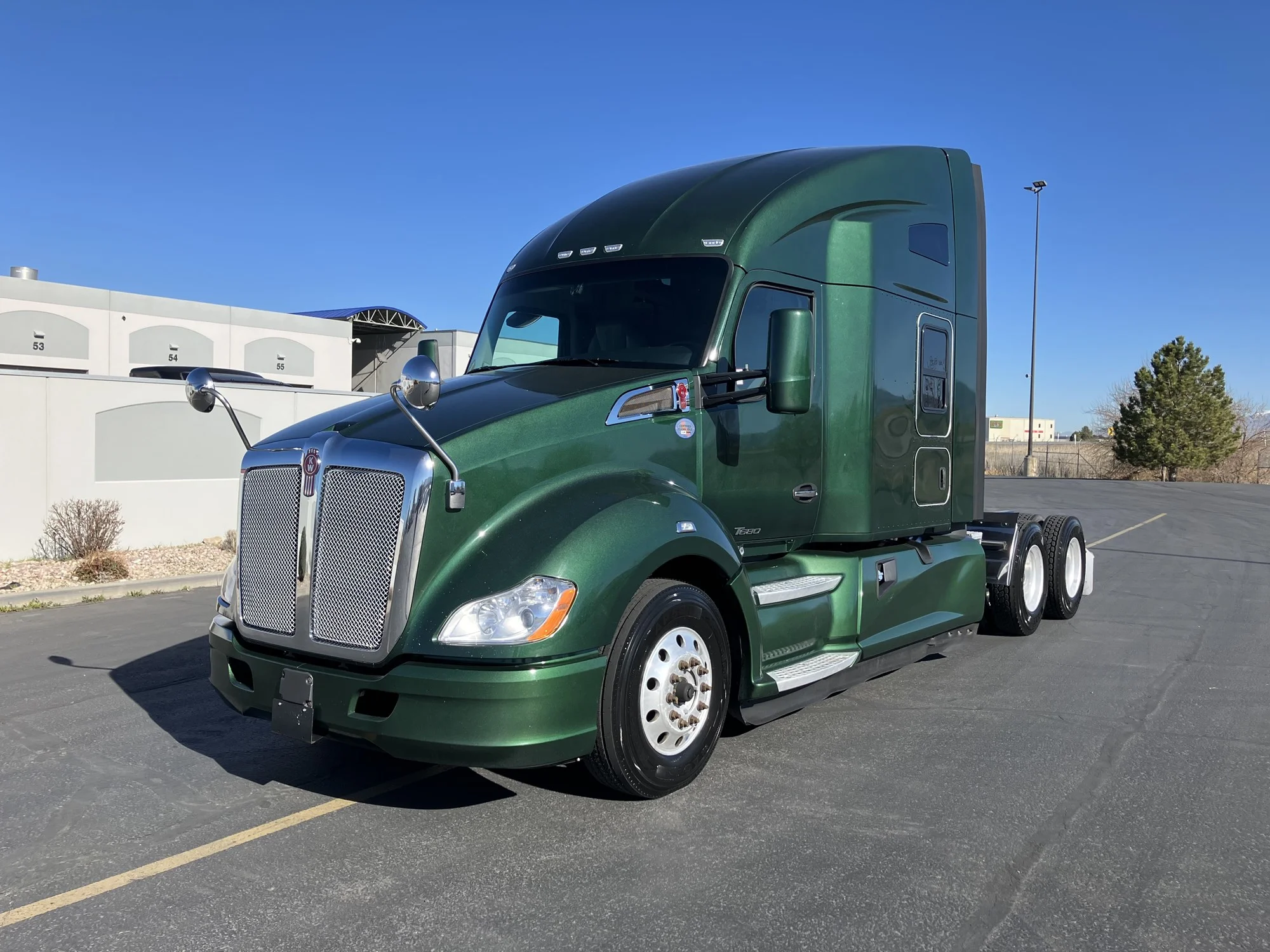 2022 Kenworth T680 - image 2
