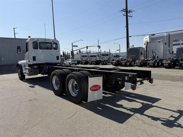 2027 Peterbilt 567 in Sylmar, CA — photo 8