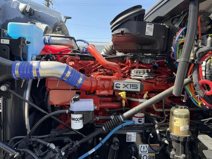 2027 Peterbilt 567 in Sylmar, CA — photo 12