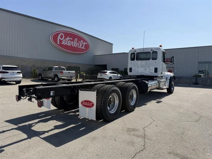2027 Peterbilt 567 in Sylmar, CA — photo 6