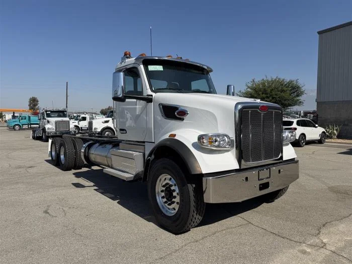 2027 Peterbilt 567 in Sylmar, CA — photo 4