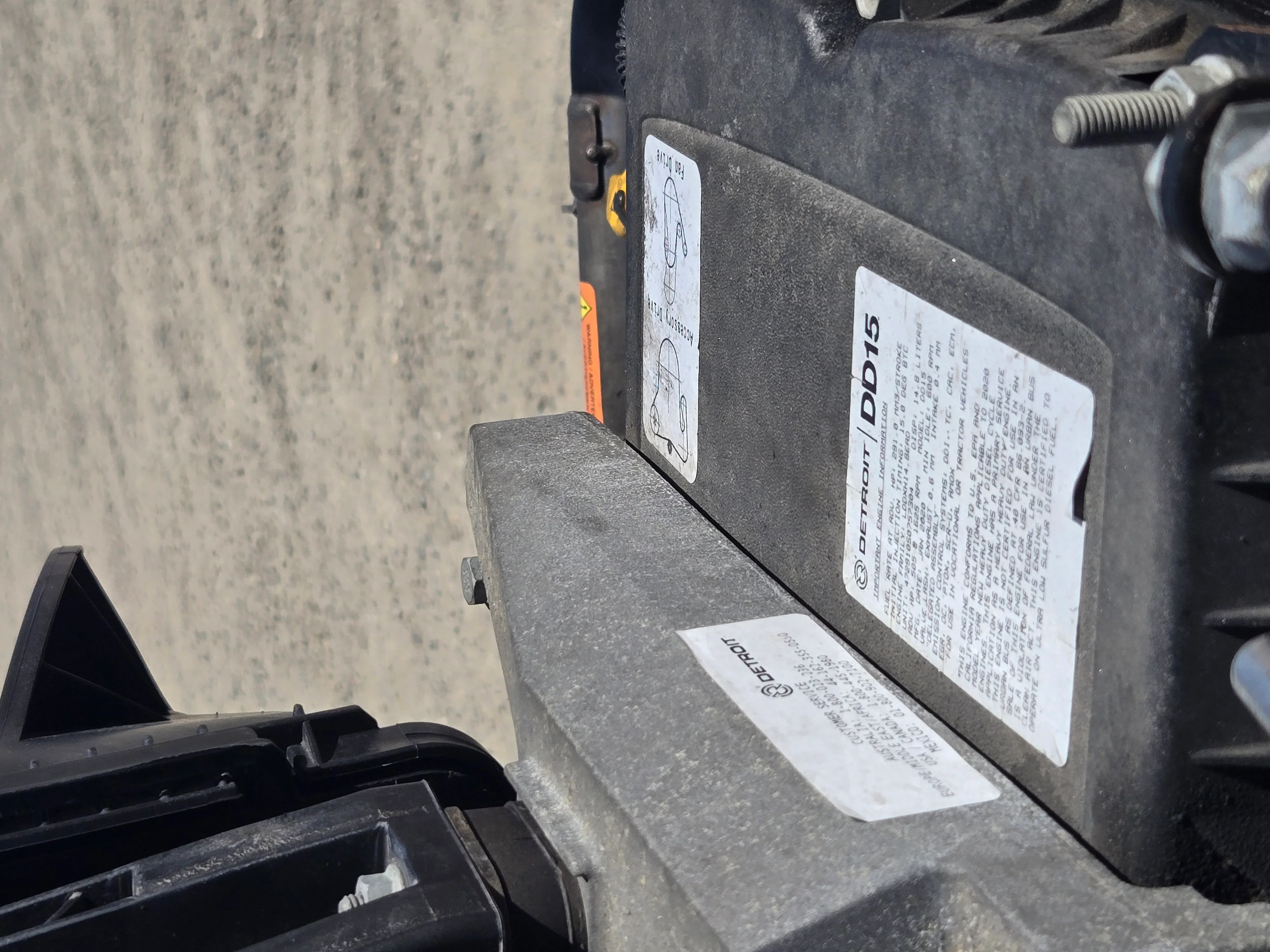 2021 Freightliner Cascadia in Fresno, CA — photo 15