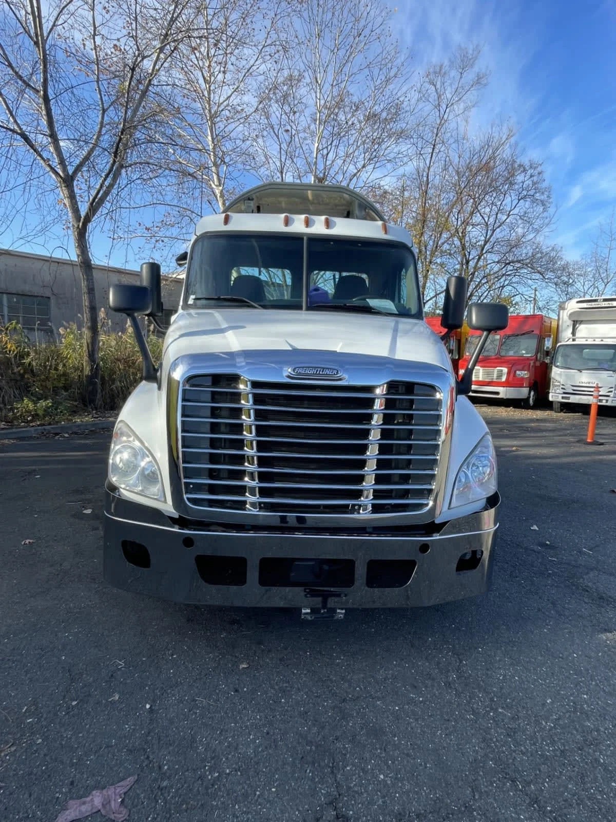 2019 Freightliner Cascadia in Newark, NJ — photo 2