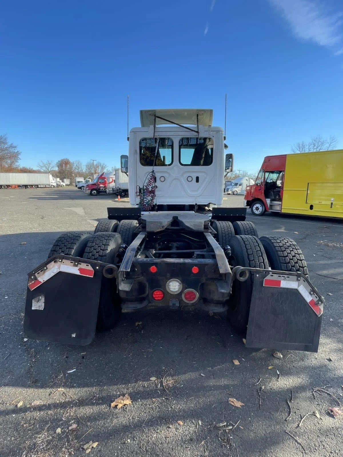 2019 Freightliner Cascadia in Newark, NJ — photo 5