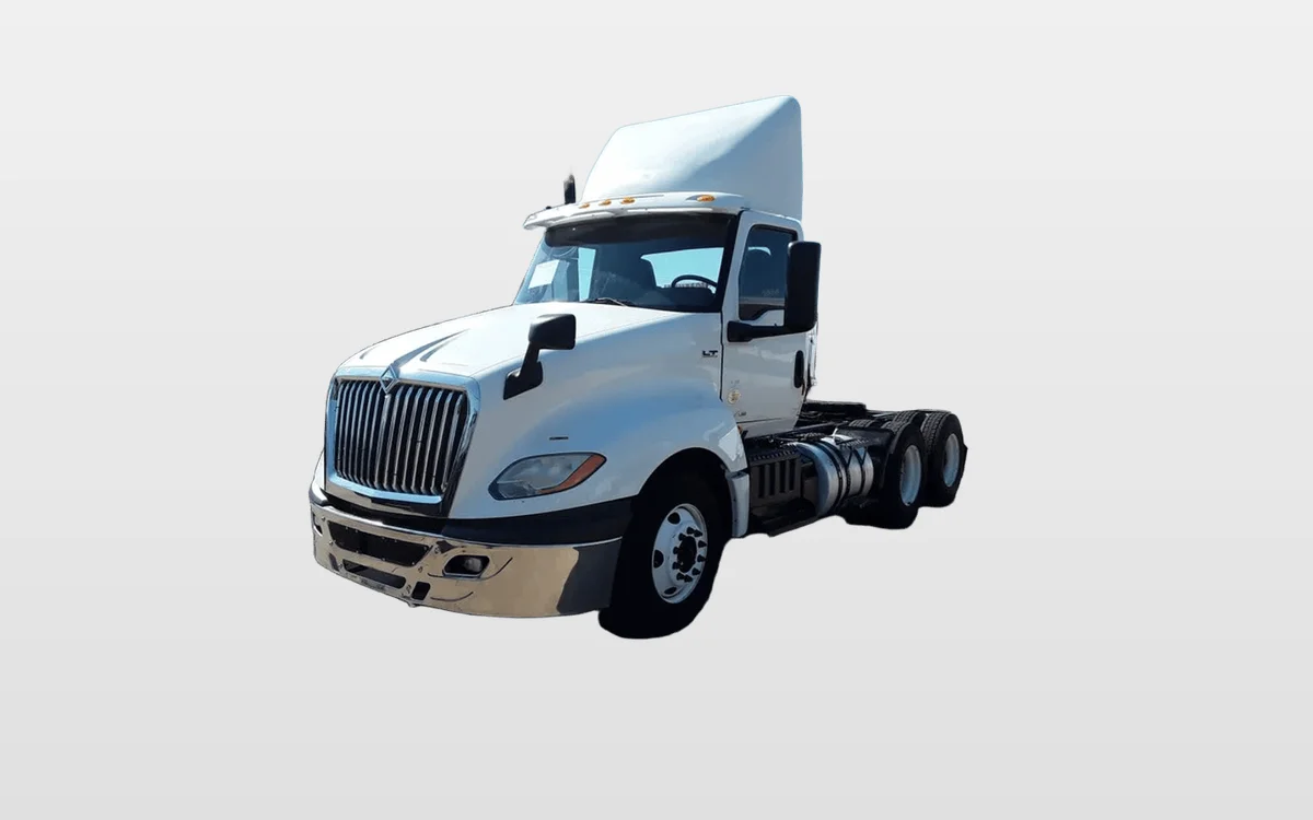 2018 International - image 1