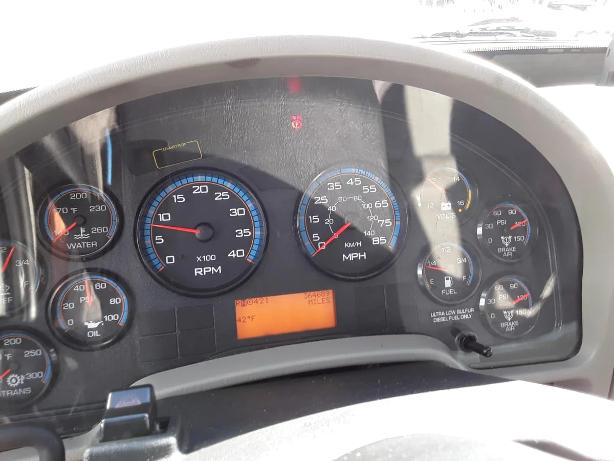 2019 International 4300 in Allentown, PA — photo 10