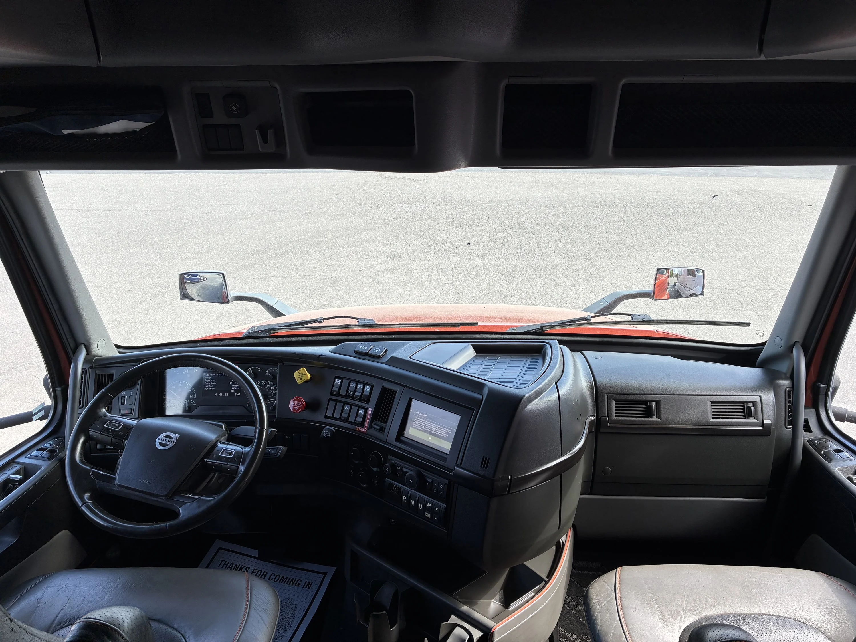2023 Volvo VNL 860 in CHARLOTTE, NC — photo 13