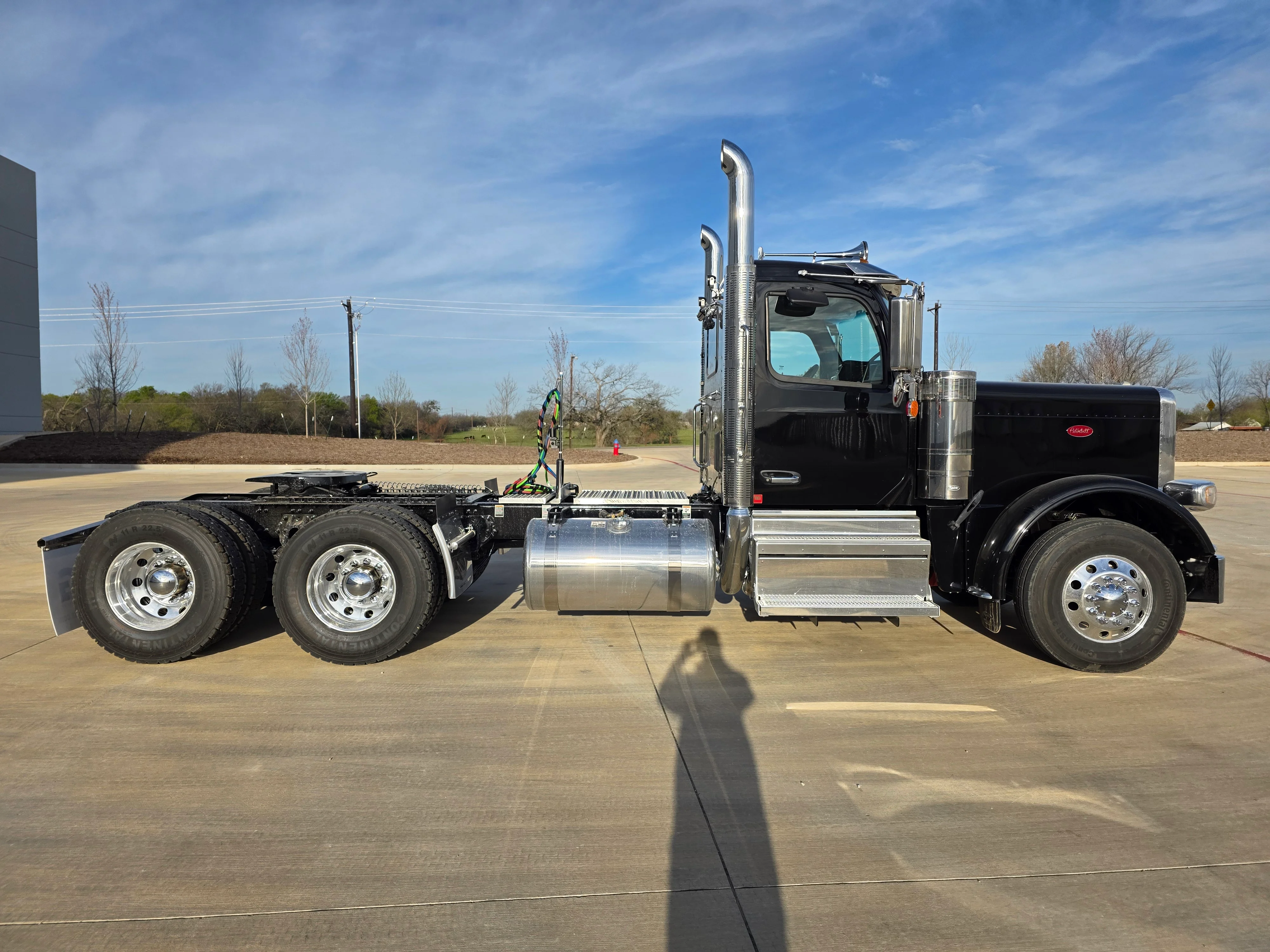 2027 Peterbilt 589 in Joplin, MO — photo 6