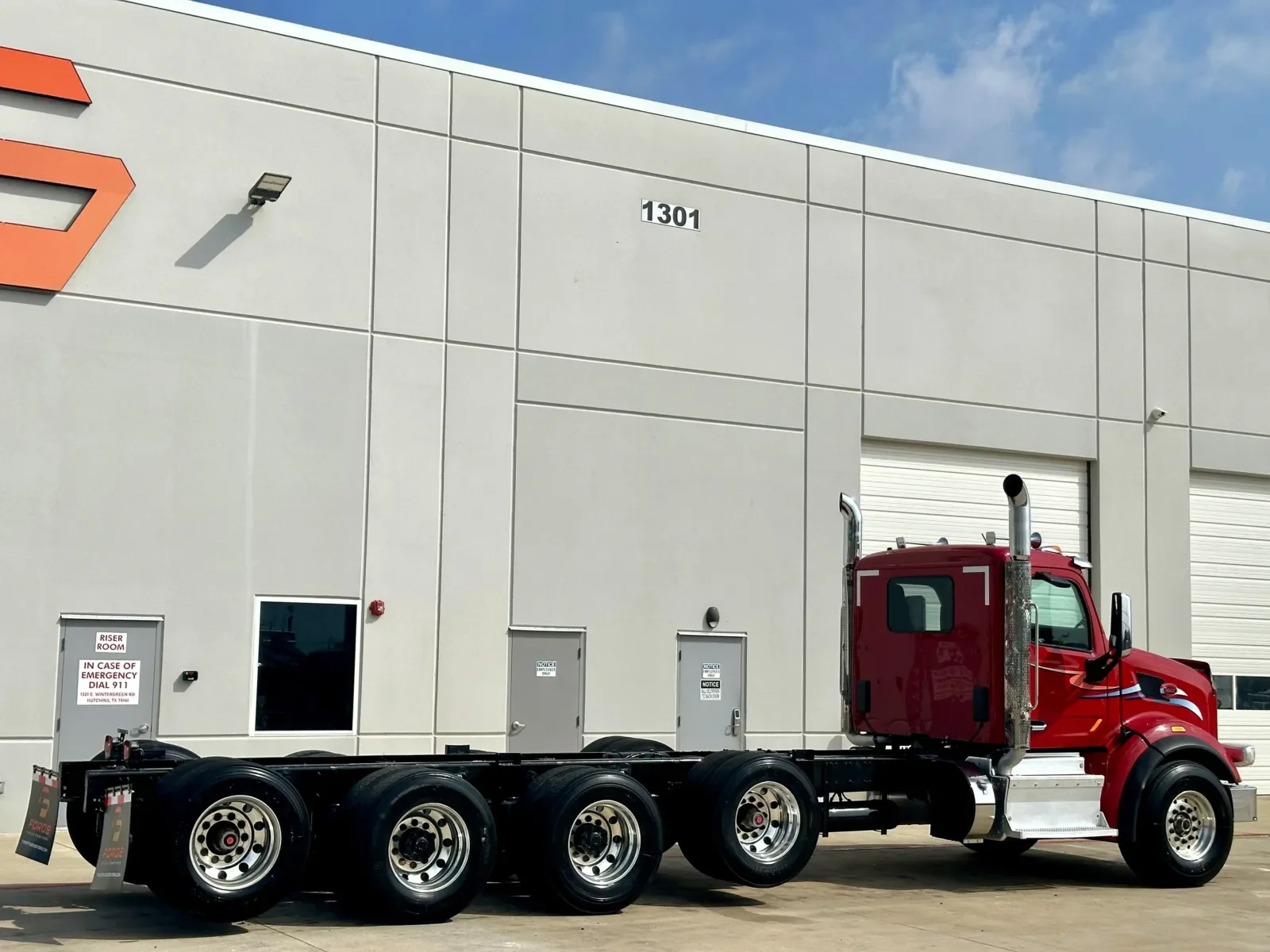 2017 Peterbilt 567 in Hutchins, TX — photo 5