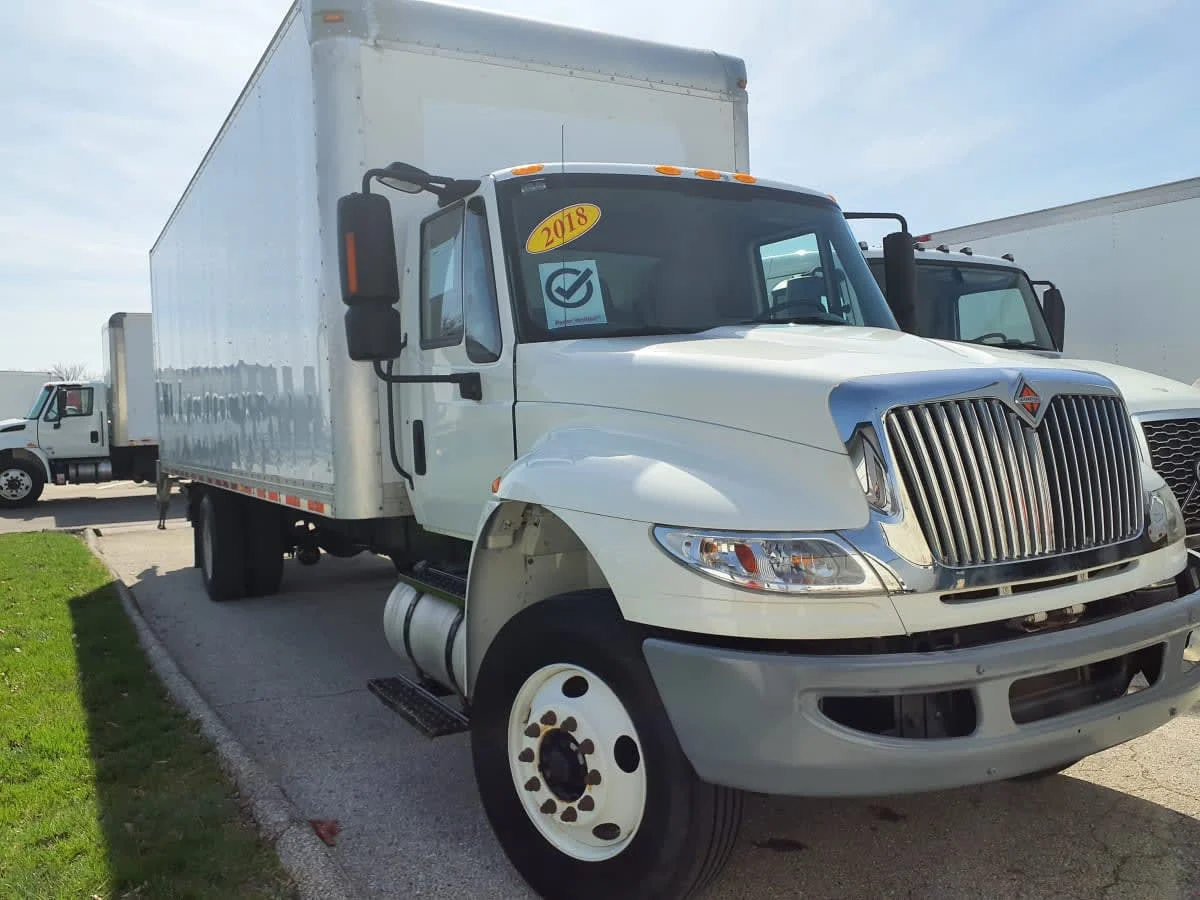 2018 International 4300 in O'fallon, MO — photo 3