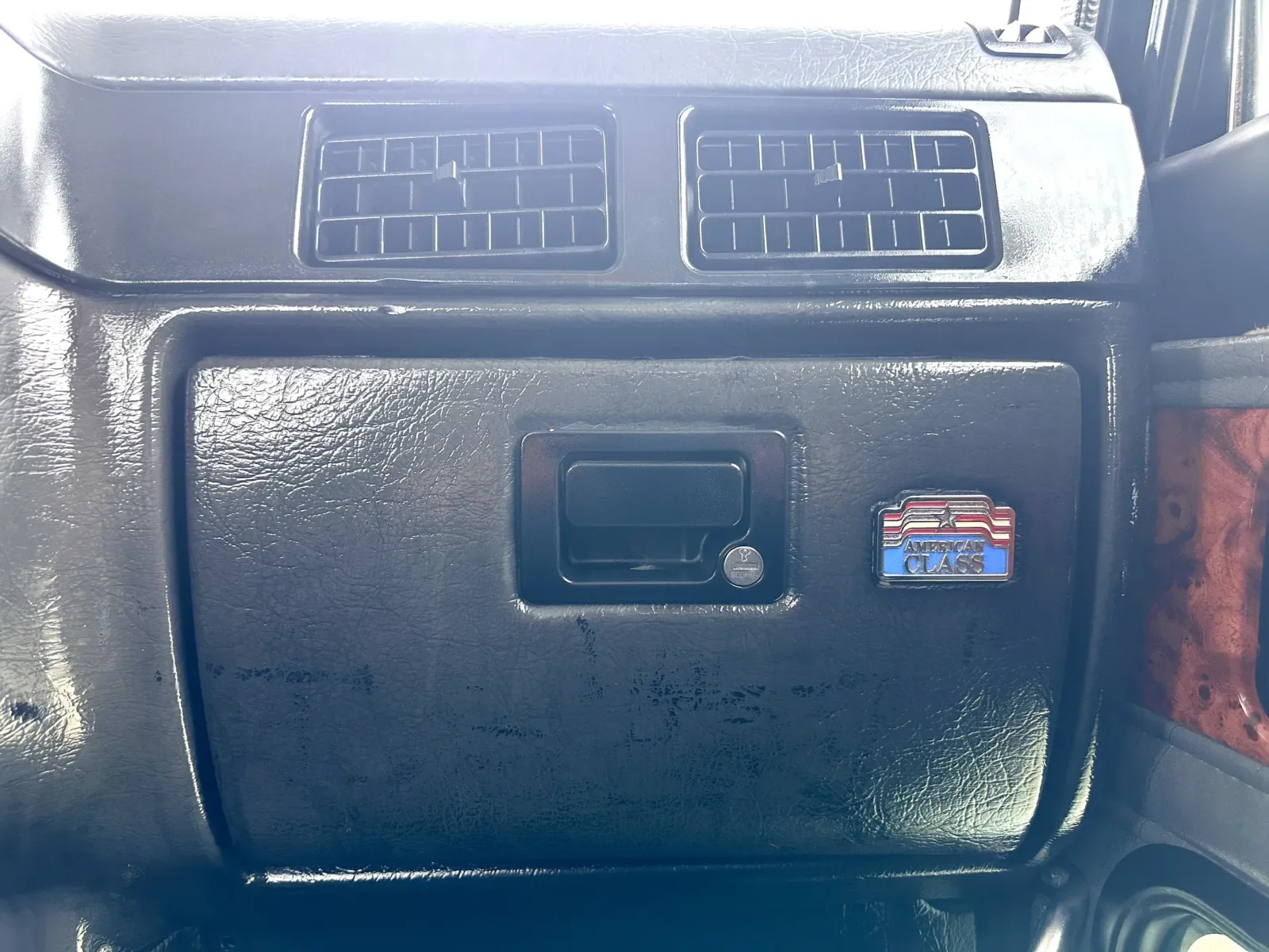 2005 Peterbilt 379 in Hutchins, TX — photo 19