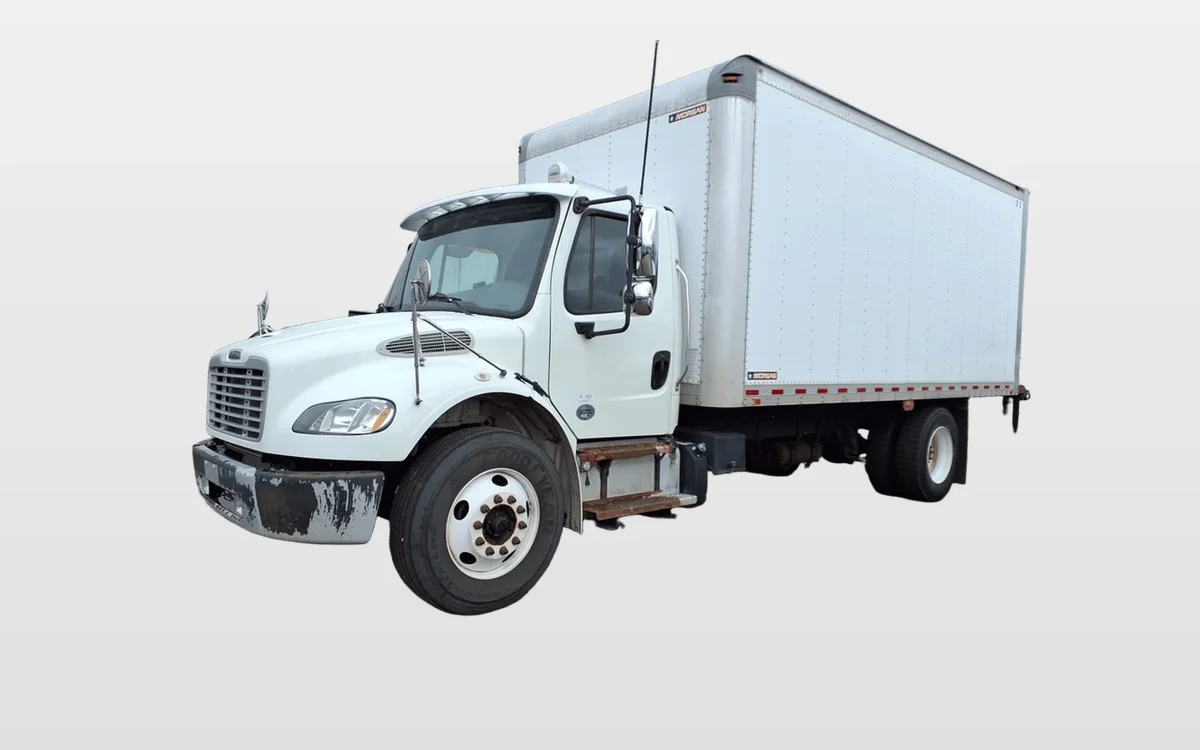 2018 Freightliner M2 106 - image 1