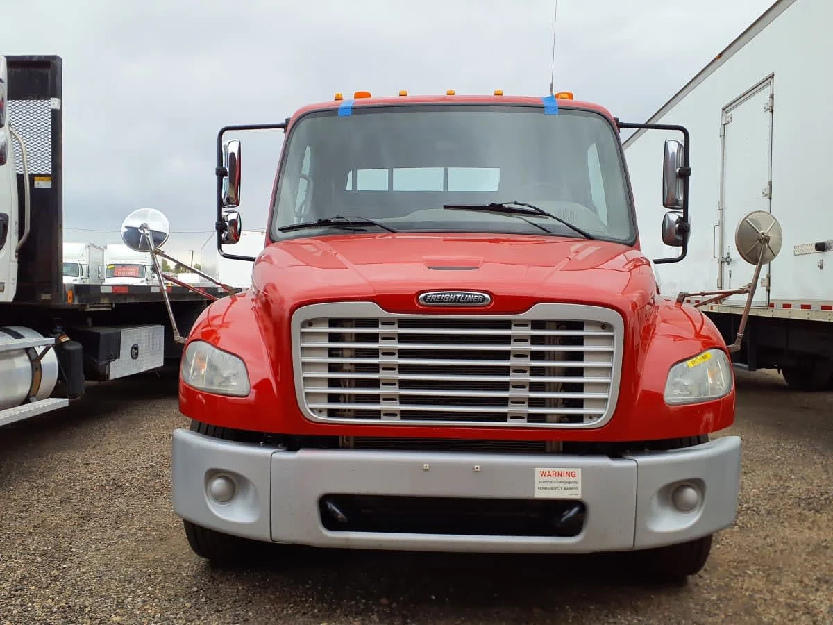 2018 Freightliner M2 106 in Commerce City, CO — photo 2