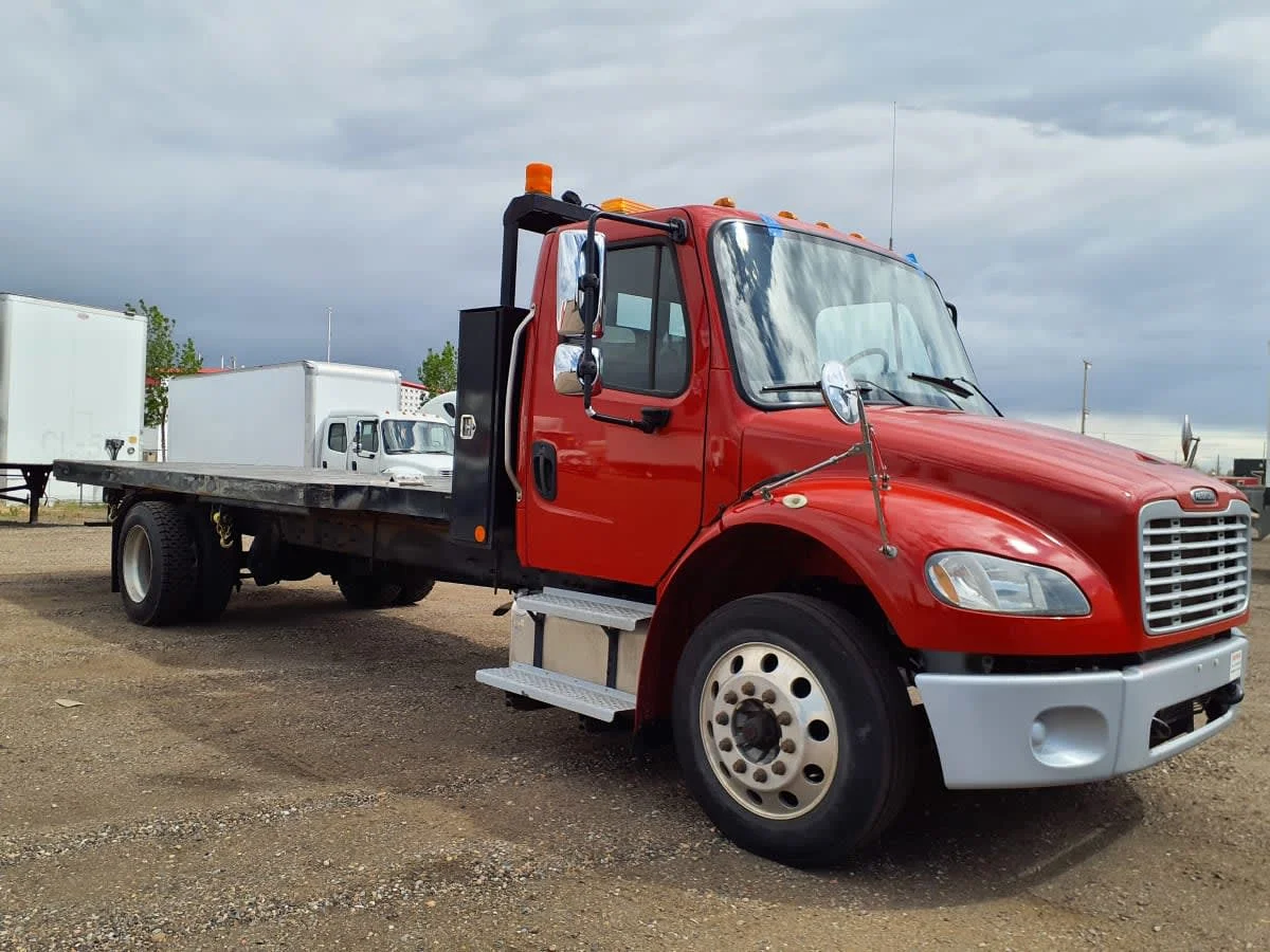 2018 Freightliner M2 106 in Commerce City, CO — photo 3