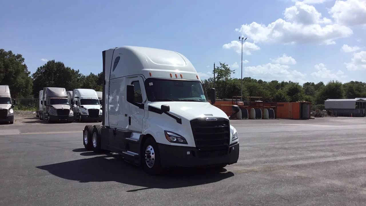 2023 Freightliner Cascadia in West Memphis, AR