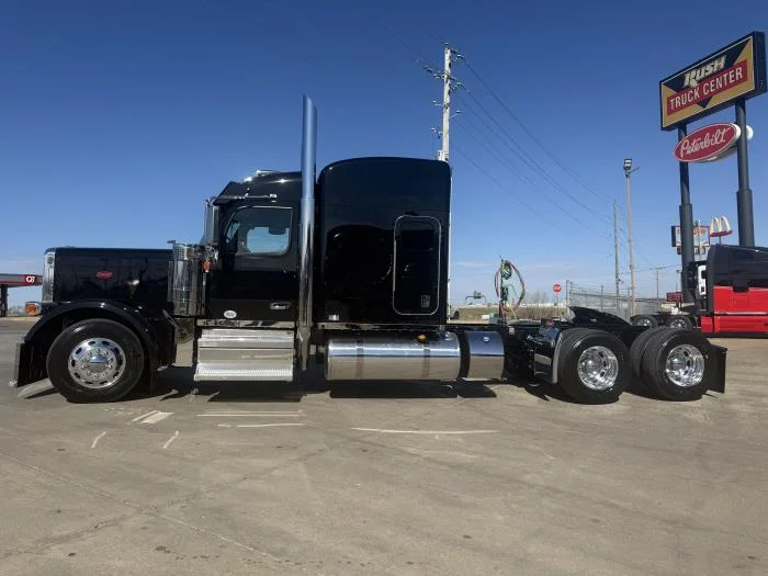 2026 Peterbilt 589 - image 7