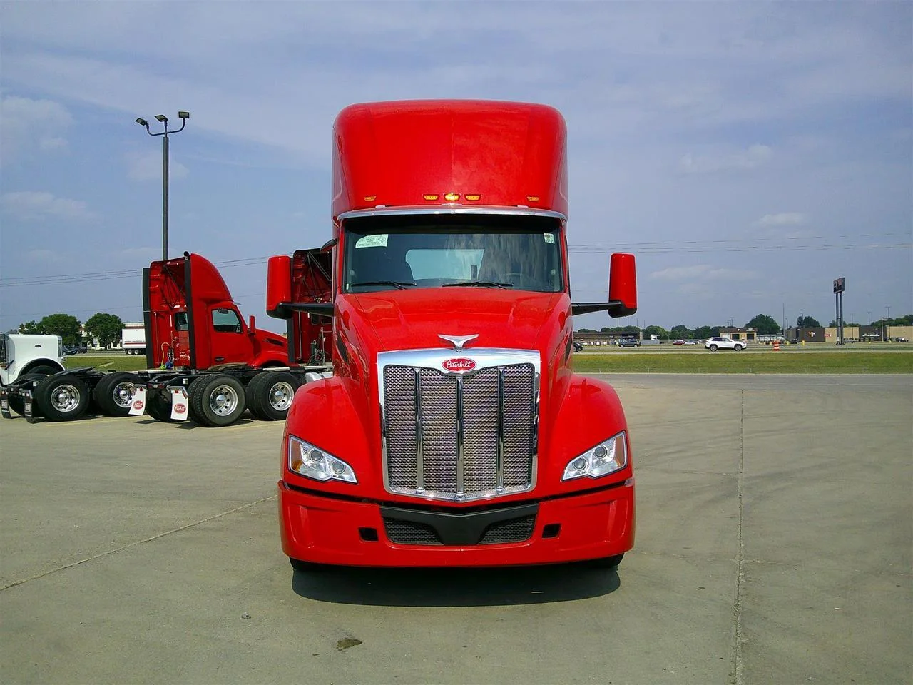 2027 Peterbilt 579