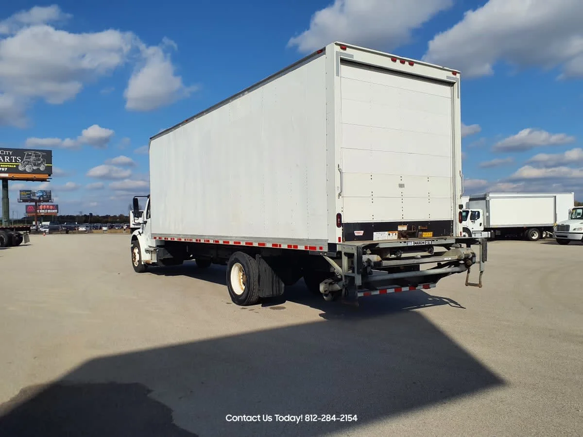 2019 Freightliner M2 106 - image 6