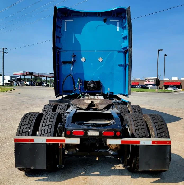 2020 Peterbilt 579 - image 6