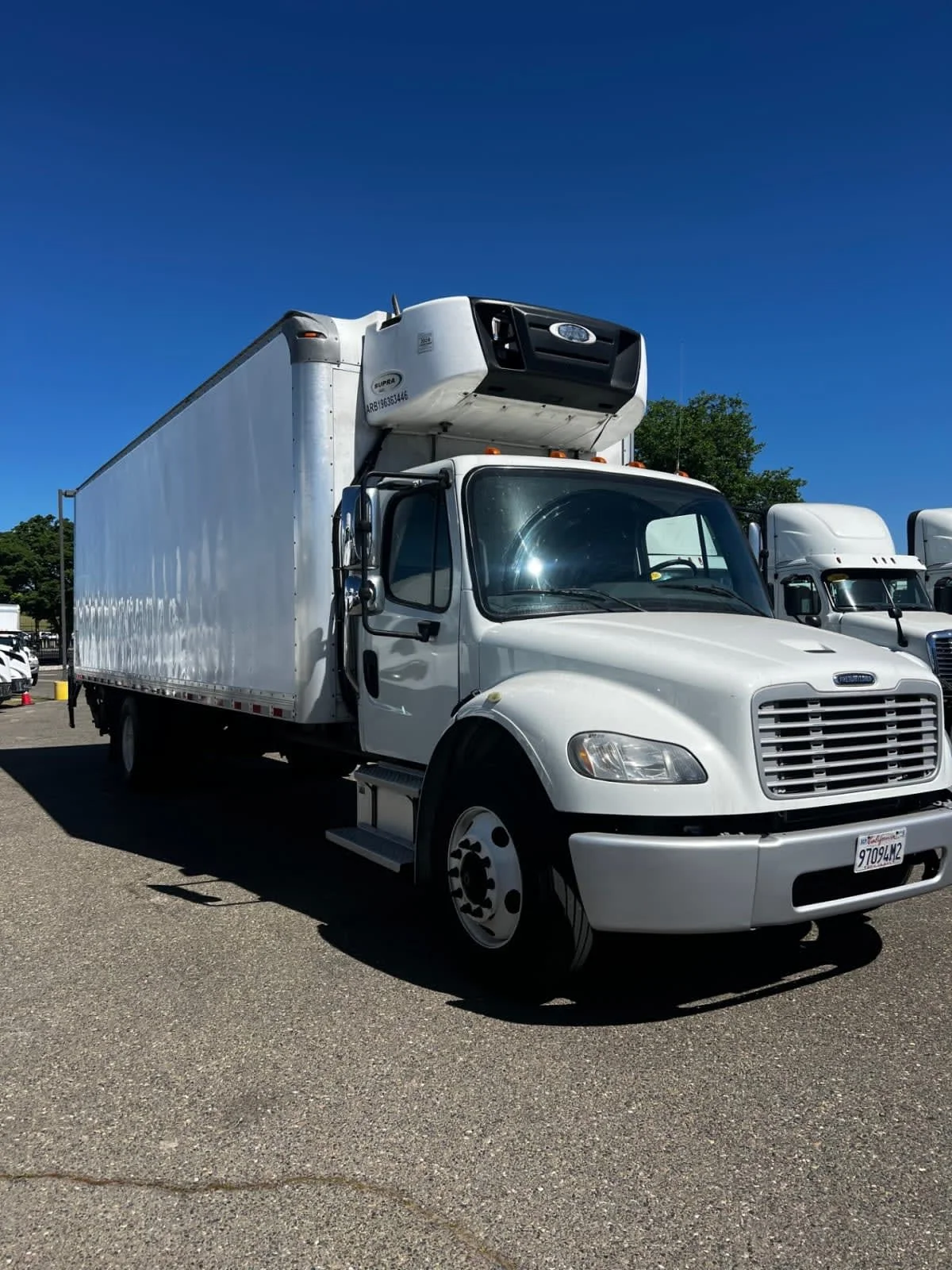 2019 Freightliner M2 106 in West Sacramento, CA — photo 3