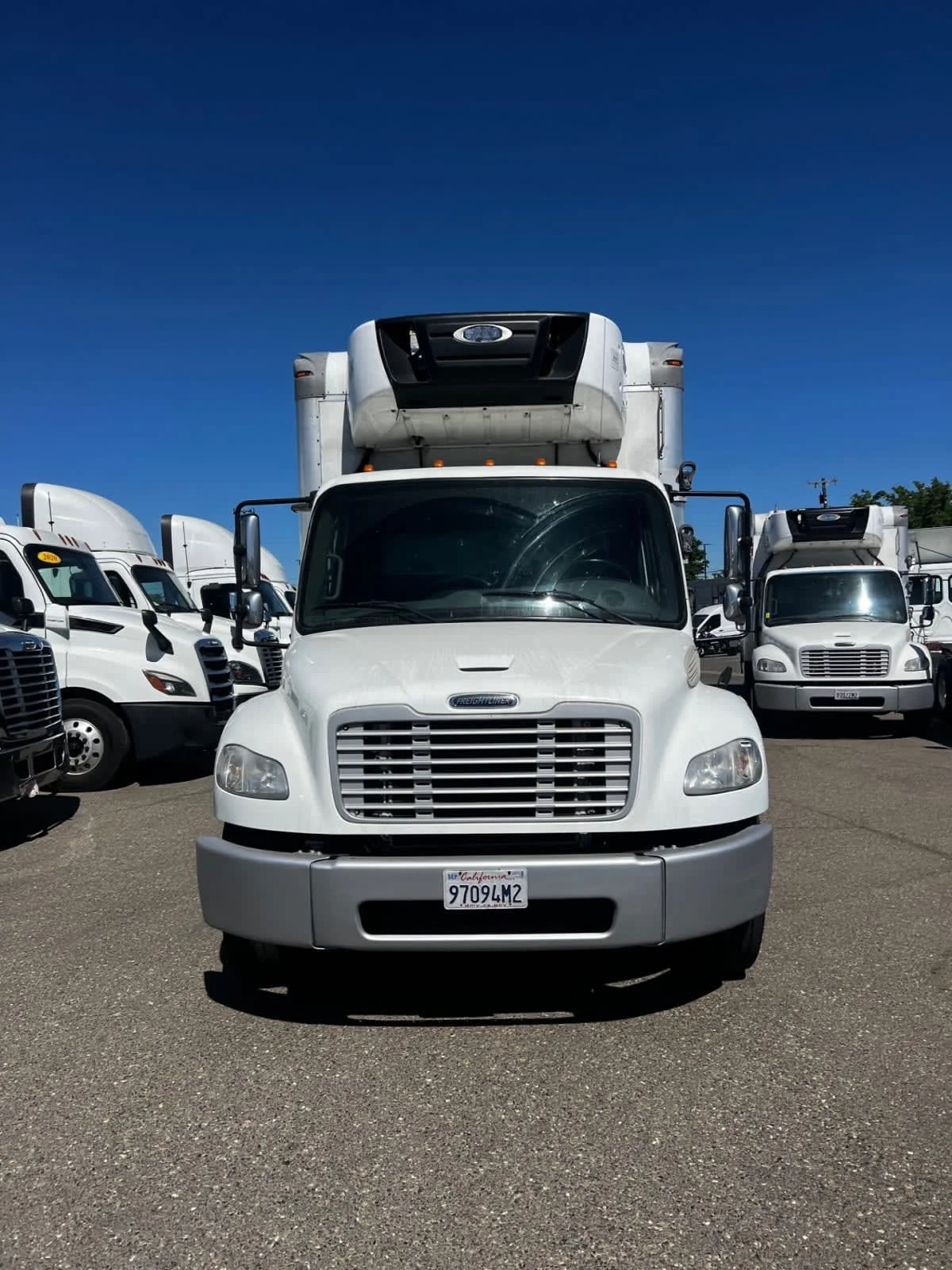 2019 Freightliner M2 106 in West Sacramento, CA — photo 2