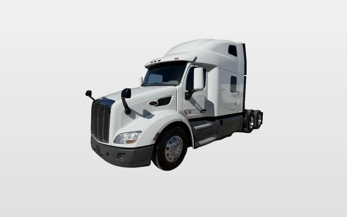 2021 Peterbilt 579 - image 1