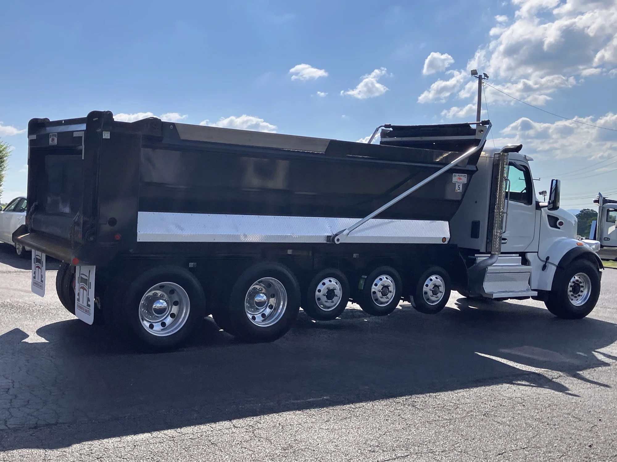 2025 Peterbilt 567 in Chesapeake, VA — photo 4