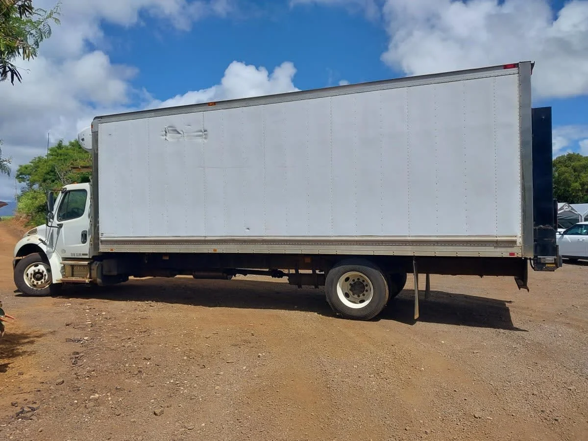 2012 Freightliner M2 106 in Keaau, HI — photo 6